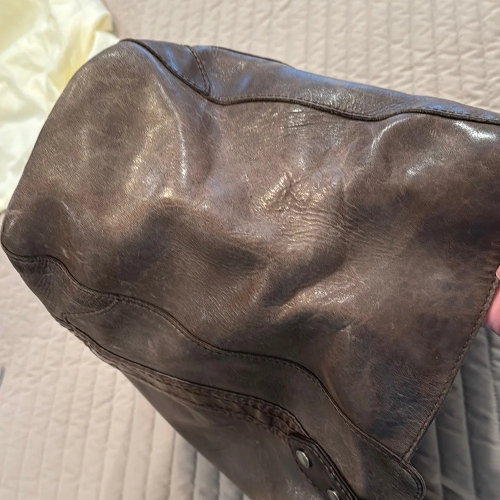 Frye Brown Leather Shoulder Bag with Structured Design - Picture 10 of 15